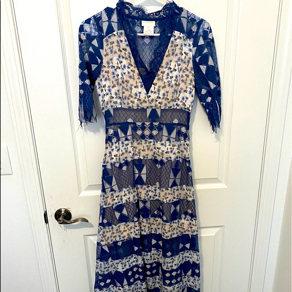 To the elbow sleeve blue lace foxiedox dress